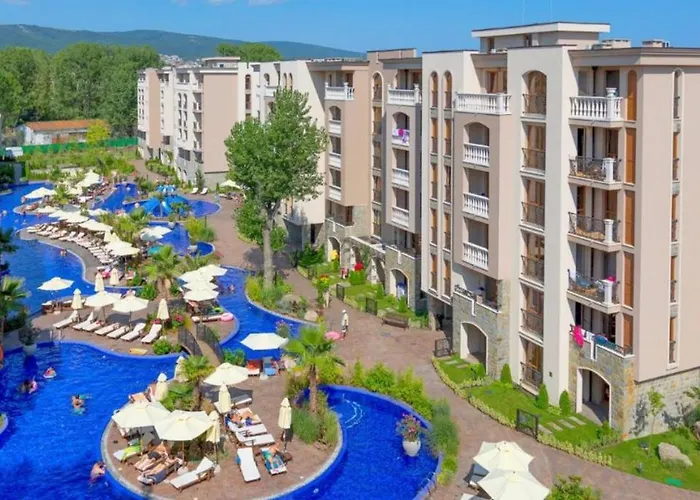 Deluxe In Cascadas Sunny Slăntjev Brjag