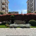 Deluxe In Cascadas Sunny Daire